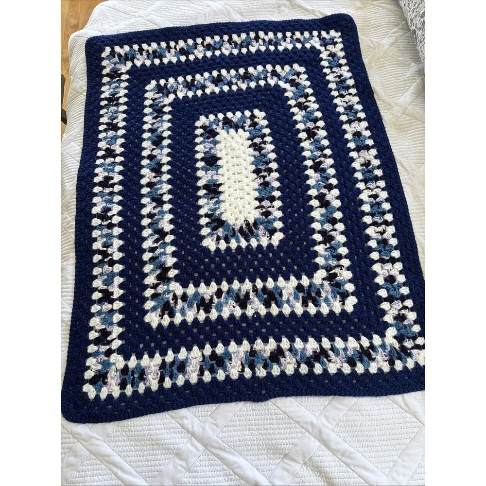 Vintage Hand Crochet Blue/white Small Throw Blanket 48in X 37in GWB002